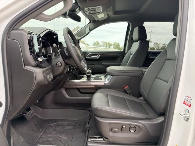 New 2026 Chevrolet Silverado 1500 LTZ w/ LTZ Convenience Package II AWD/4WD image 24