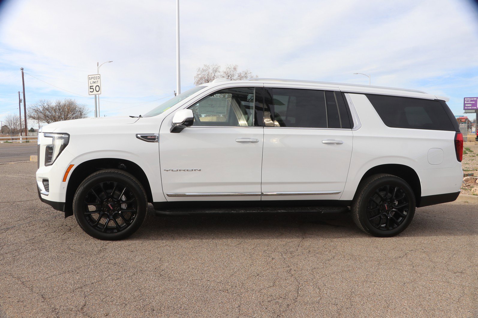 New 2026 GMC Yukon XL Elevation image 4