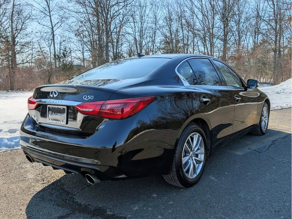 Used 2022 INFINITI Q50 PURE image 5
