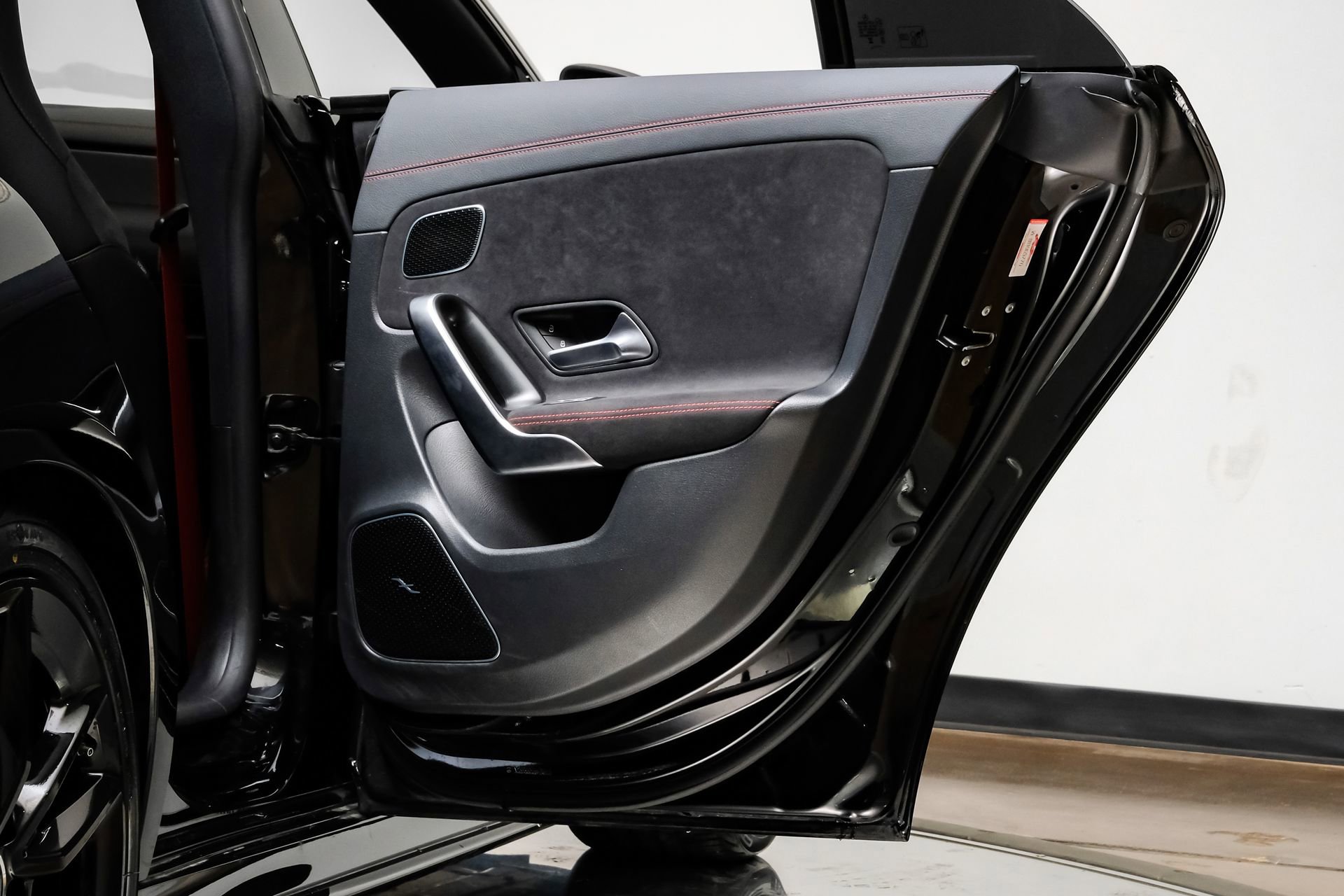 Used 2024 Mercedes-Benz CLA 35 AMG 4MATIC image 46