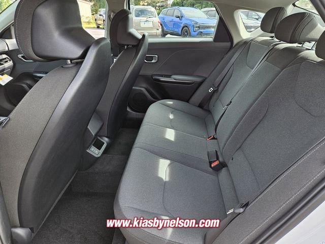 New 2025 Kia K4 LXS image 6