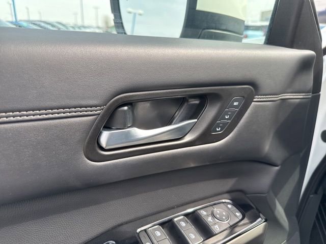 Used 2024 Nissan Pathfinder Platinum image 26