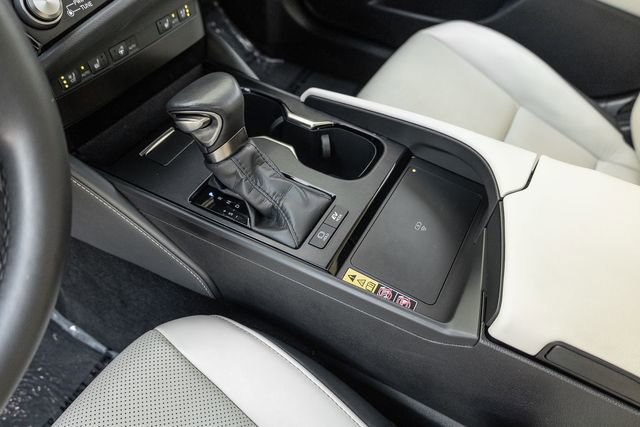 Used 2024 Lexus ES 300h w/ Premium Package FWD image 10
