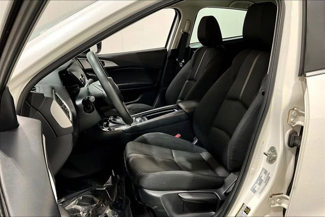 Used 2018 MAZDA MAZDA3 Sport w/ Preferred Equipment Package image 22