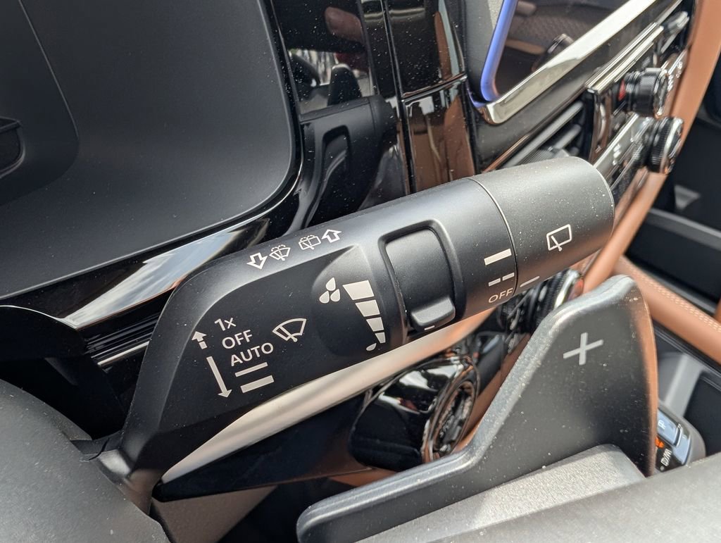New 2026 Nissan Pathfinder Platinum AWD/4WD image 18