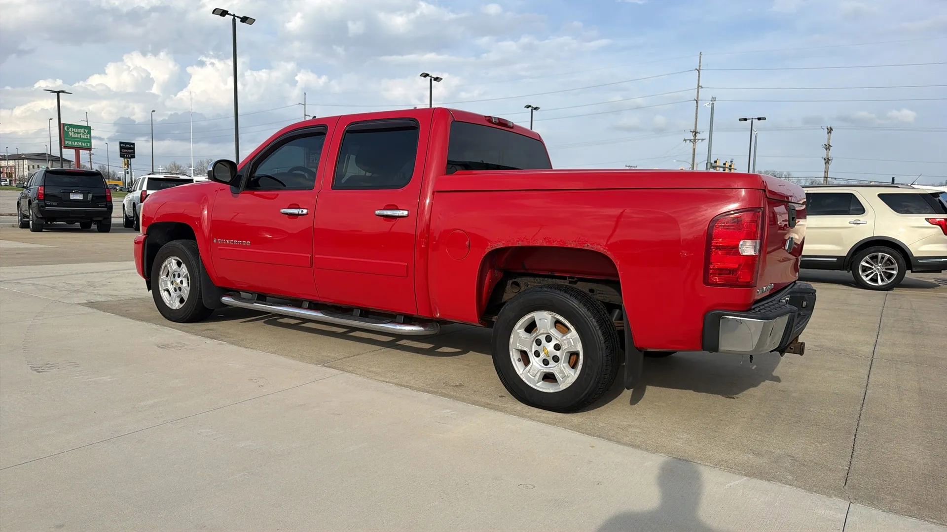 Used 2008 Chevrolet Silverado 1500 LT w/ Towing Package image 13