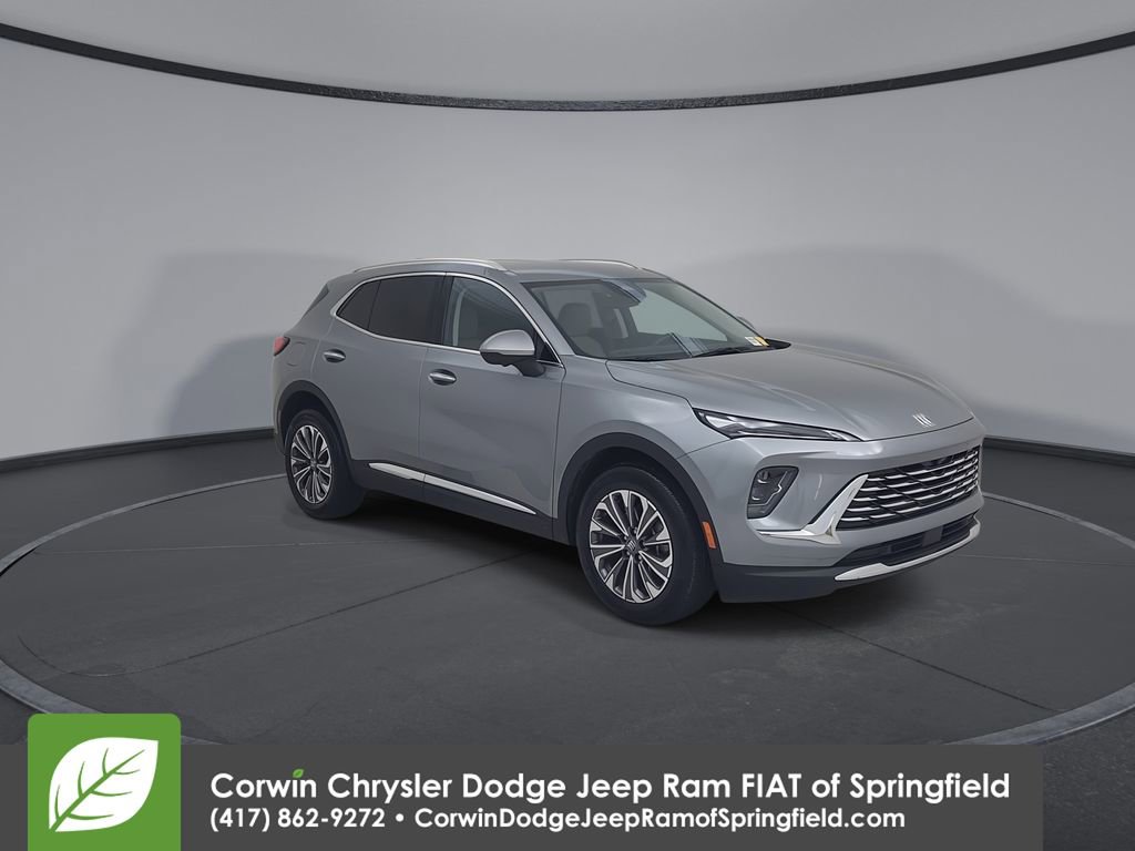 Used 2024 Buick Envision Preferred image 3