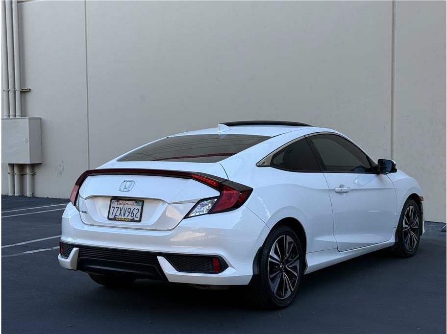 Used 2017 Honda Civic EX-T image 6