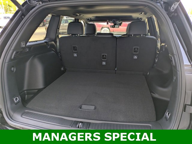 New 2025 Jeep Grand Cherokee Altitude image 26