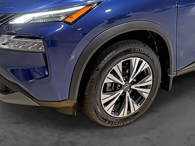 Used 2023 Nissan Rogue SV AWD/4WD image 9