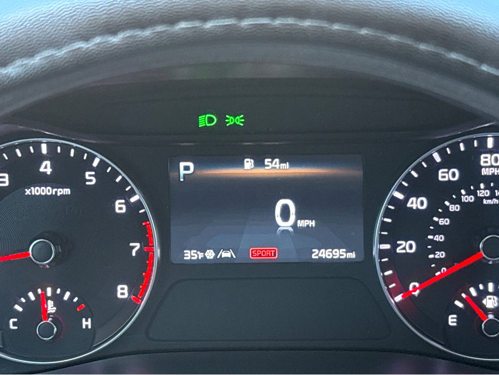 Used 2024 Kia Forte LXS w/ LXS Technology Package image 4