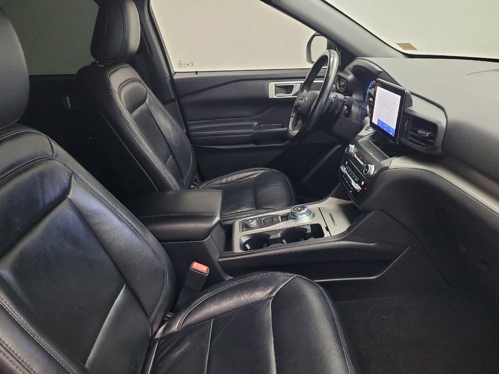Used 2020 Ford Explorer XLT w/ Comfort Package AWD/4WD image 21