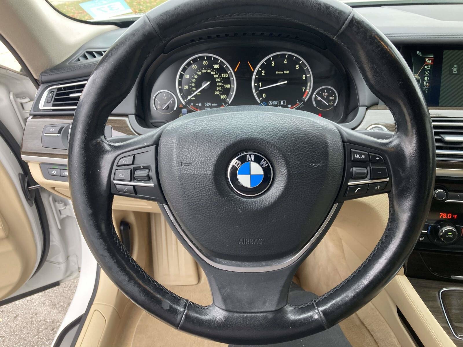 Used 2013 BMW 750Li RWD image 32