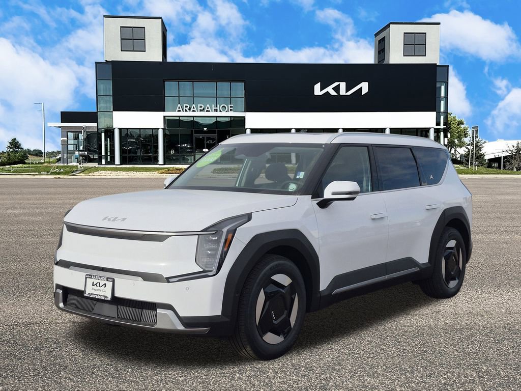 New 2026 Kia EV9 Land w/ Nightfall Edition Package image 4