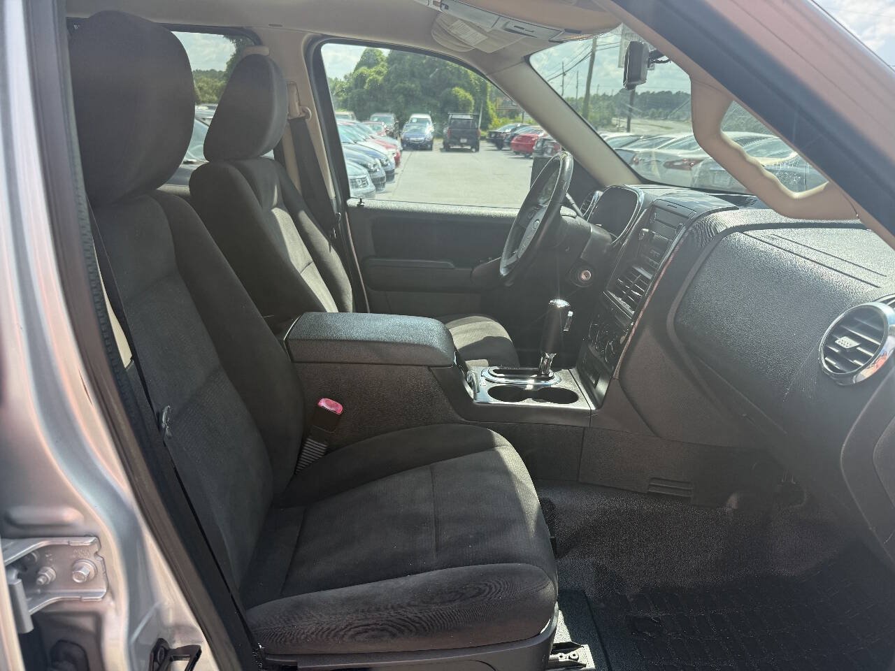 Used 2010 Ford Explorer Sport Trac XLT RWD image 13