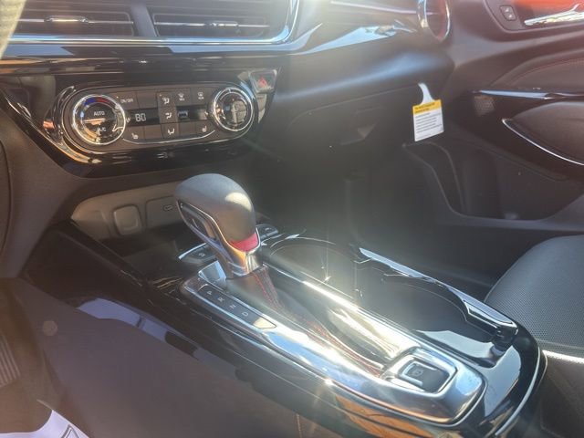 New 2026 Chevrolet Trax RS w/ Driver Confidence Package image 25