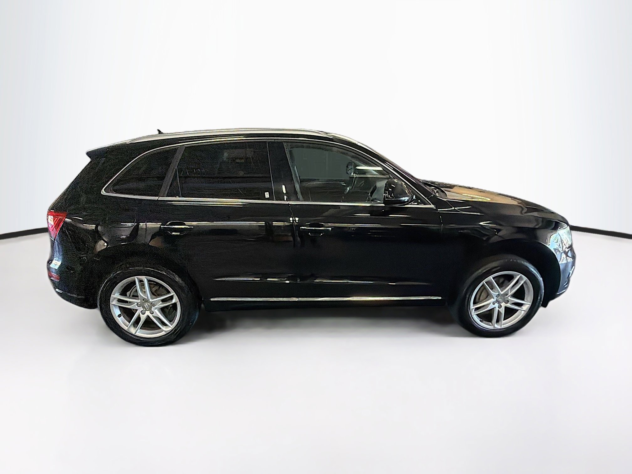 Used 2017 Audi Q5 2.0T Premium AWD/4WD image 10