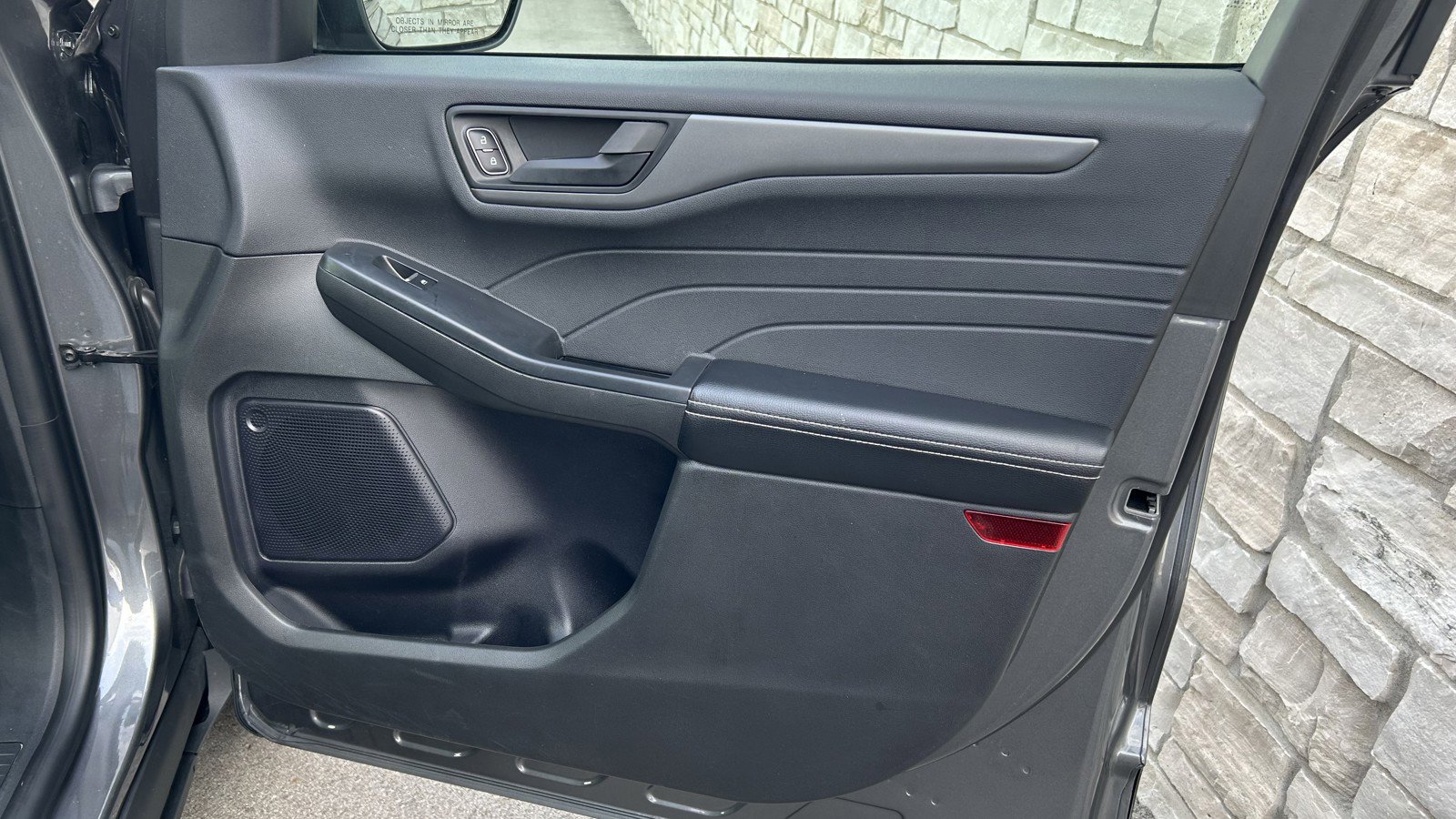 Used 2024 Ford Escape Active image 18