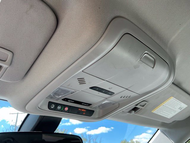 Used 2019 Chevrolet Equinox LT FWD image 28
