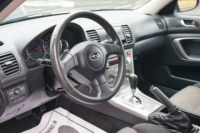 Used 2007 Subaru Outback 2.5i image 11