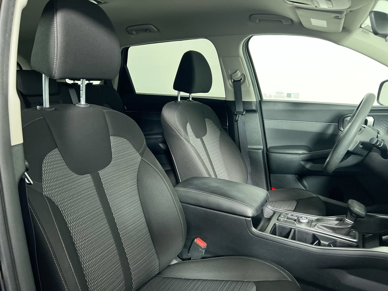New 2026 Kia Sorento LX FWD image 25
