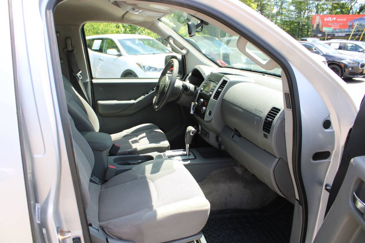 Used 2014 Nissan Frontier SV w/ SV Value Truck Package AWD/4WD image 30