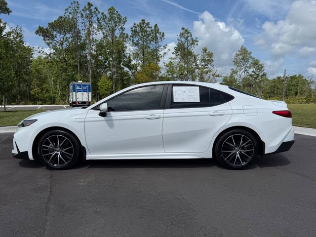 Used 2026 Toyota Camry SE FWD image 2