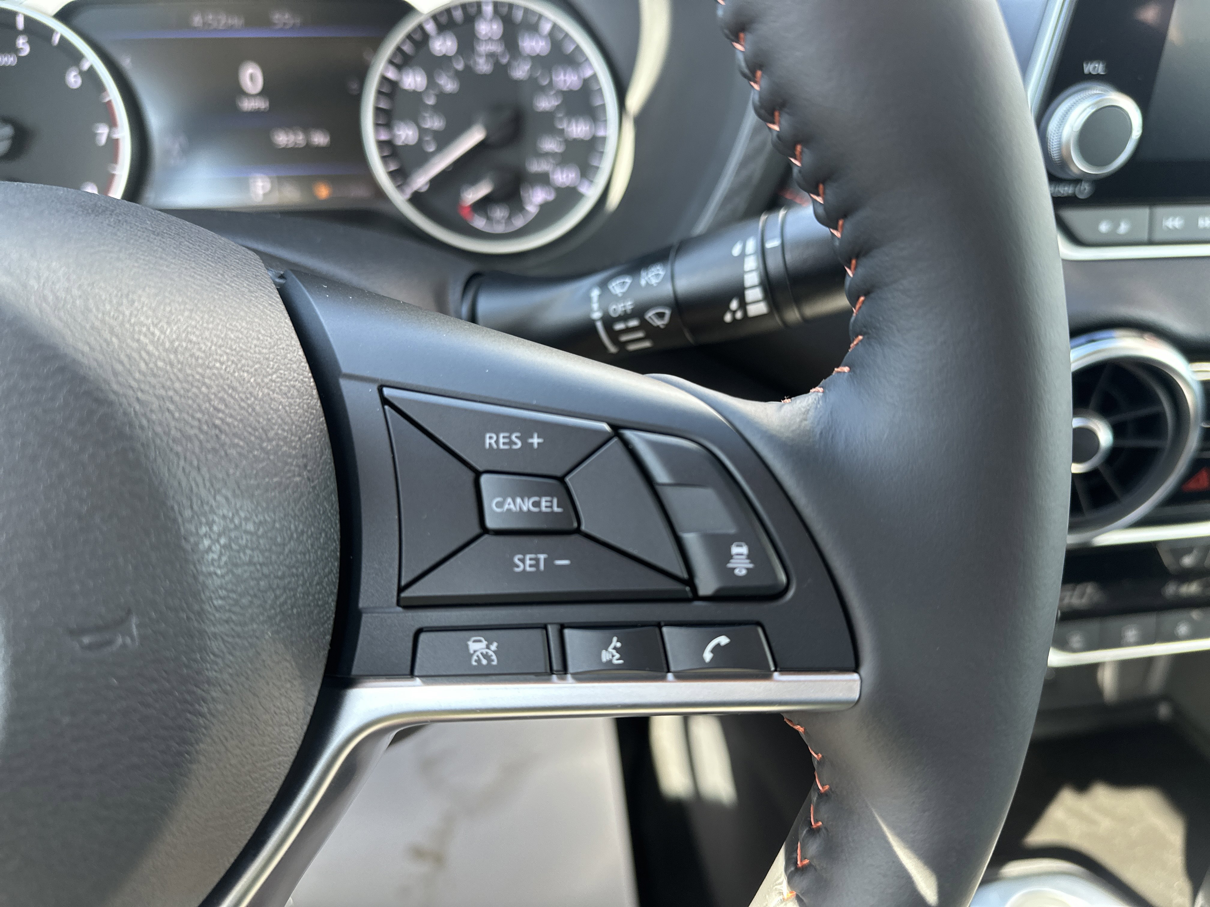 New 2025 Nissan Sentra SR image 19