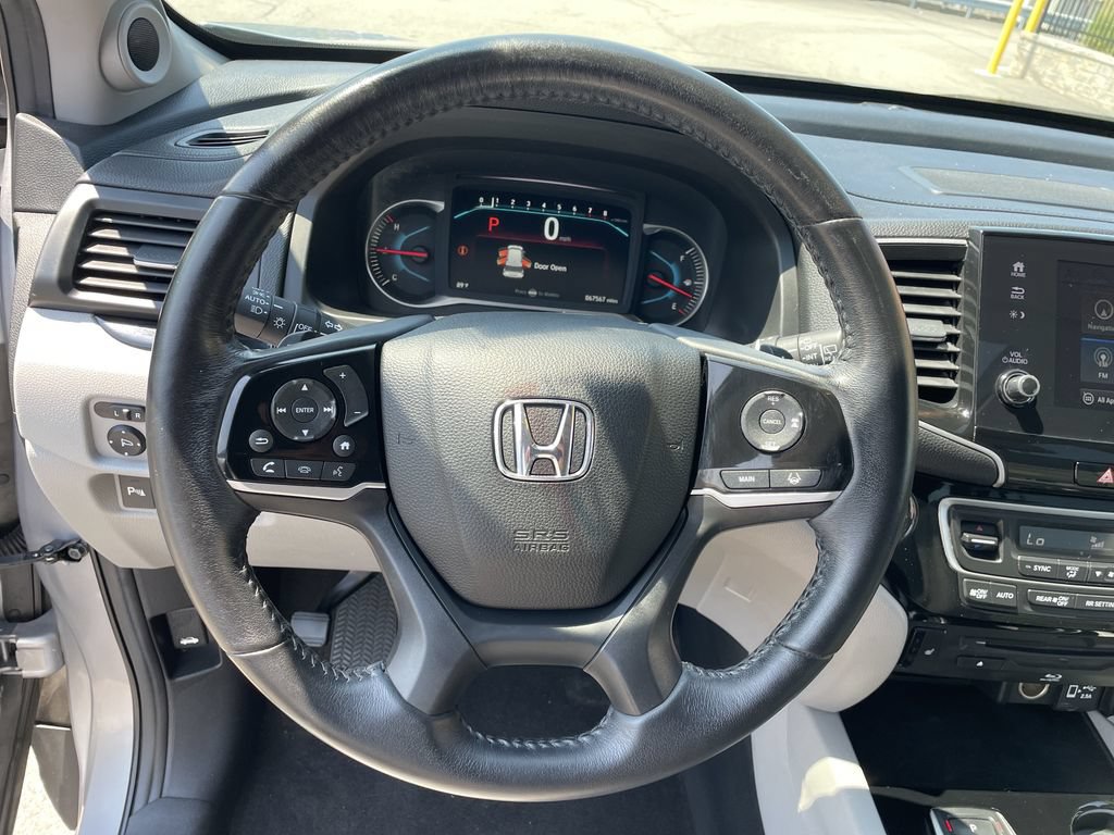 Used 2021 Honda Pilot Touring image 16