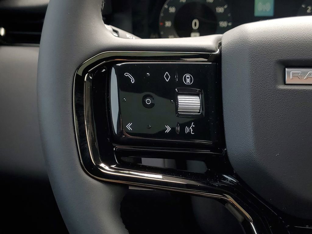 New 2026 Land Rover Range Rover Evoque S image 17