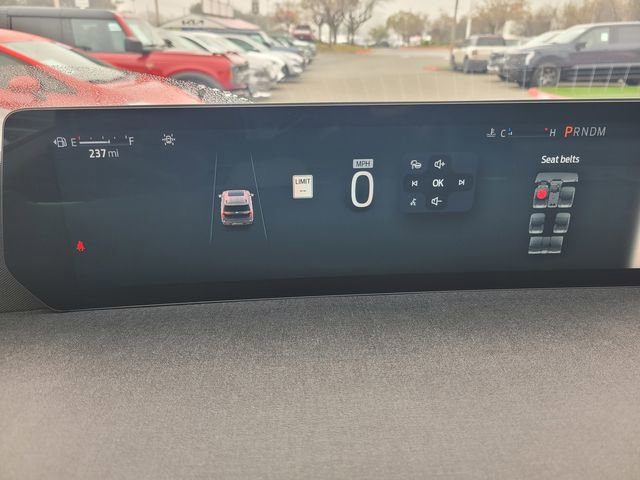 Used 2025 Ford Expedition Active image 29