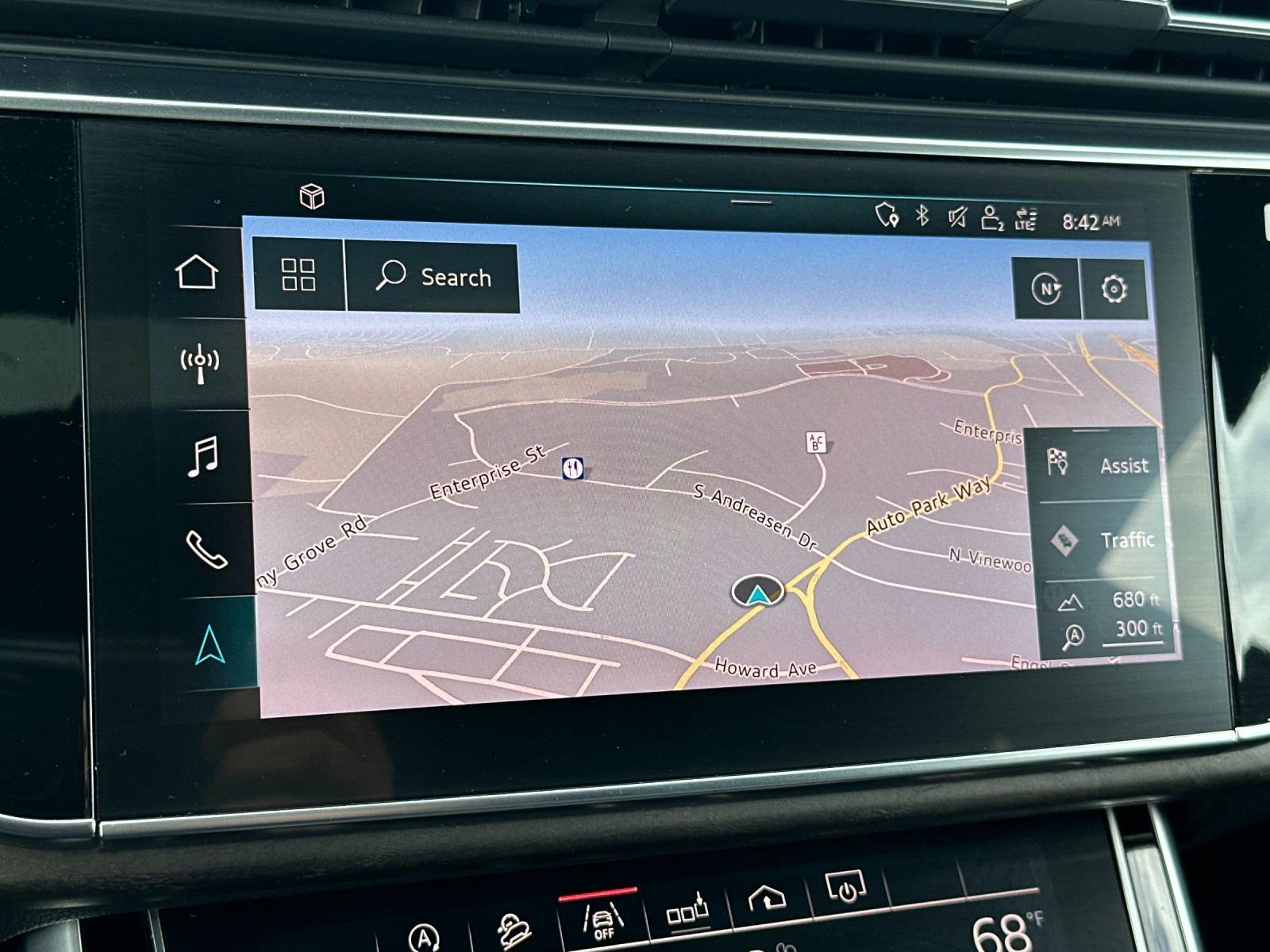 Used 2019 Audi Q8 Premium Plus w/ Premium Plus image 23