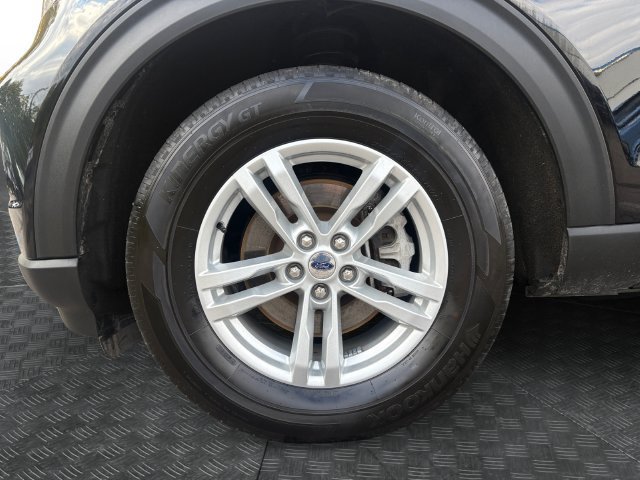 Used 2023 Ford Explorer XLT AWD/4WD image 14