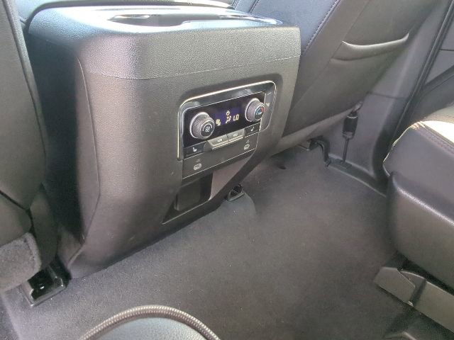 Used 2023 Chevrolet Suburban RST w/ Luxury Package image 21