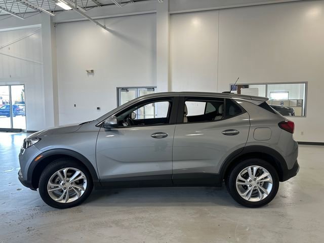 Used 2023 Buick Encore GX Preferred w/ Cold Weather Comfort Package FWD image 9