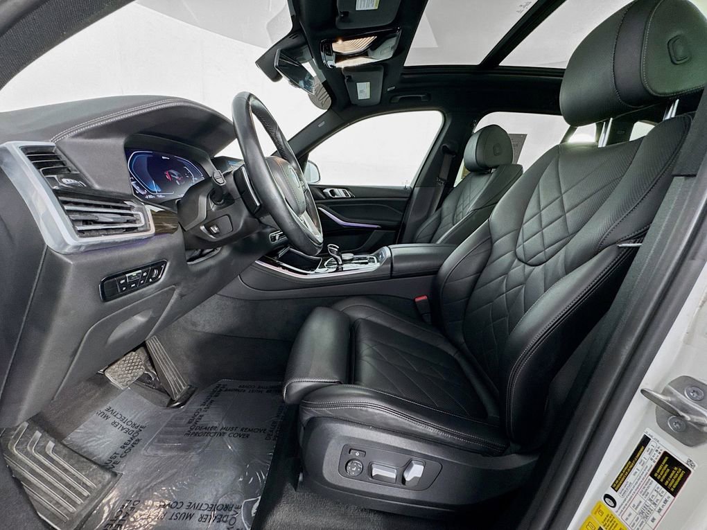 Used 2023 BMW X5 xDrive45e image 15