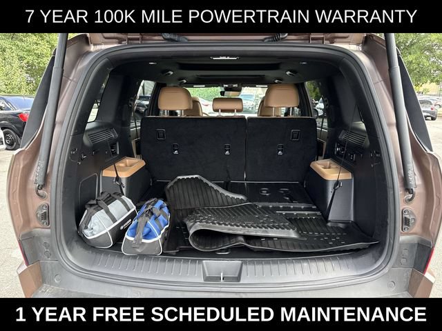 Used 2025 Hyundai Santa Fe Limited AWD/4WD image 12