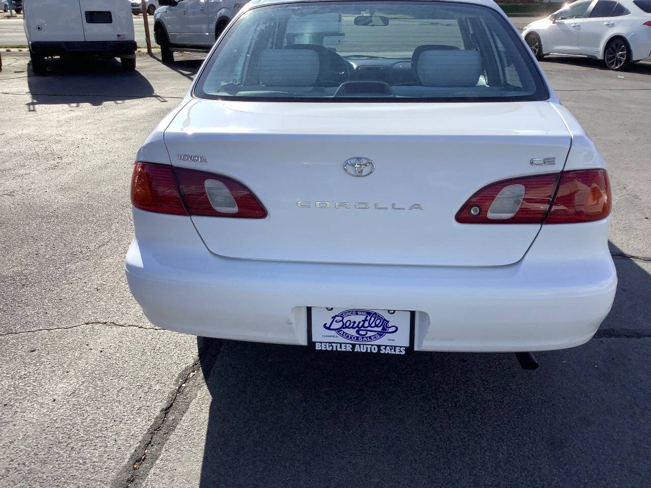 Used 2000 Toyota Corolla VE FWD image 12