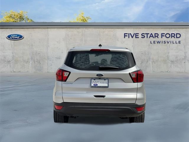 Used 2019 Ford Escape S image 5