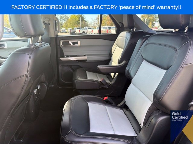 Used 2023 Ford Explorer XLT AWD/4WD image 22