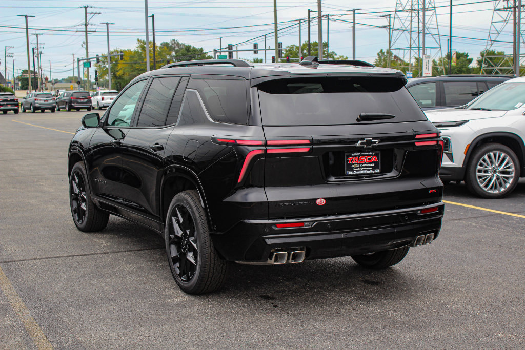 New 2026 Chevrolet Traverse RS w/ LPO, Floor Liner Package FWD image 6