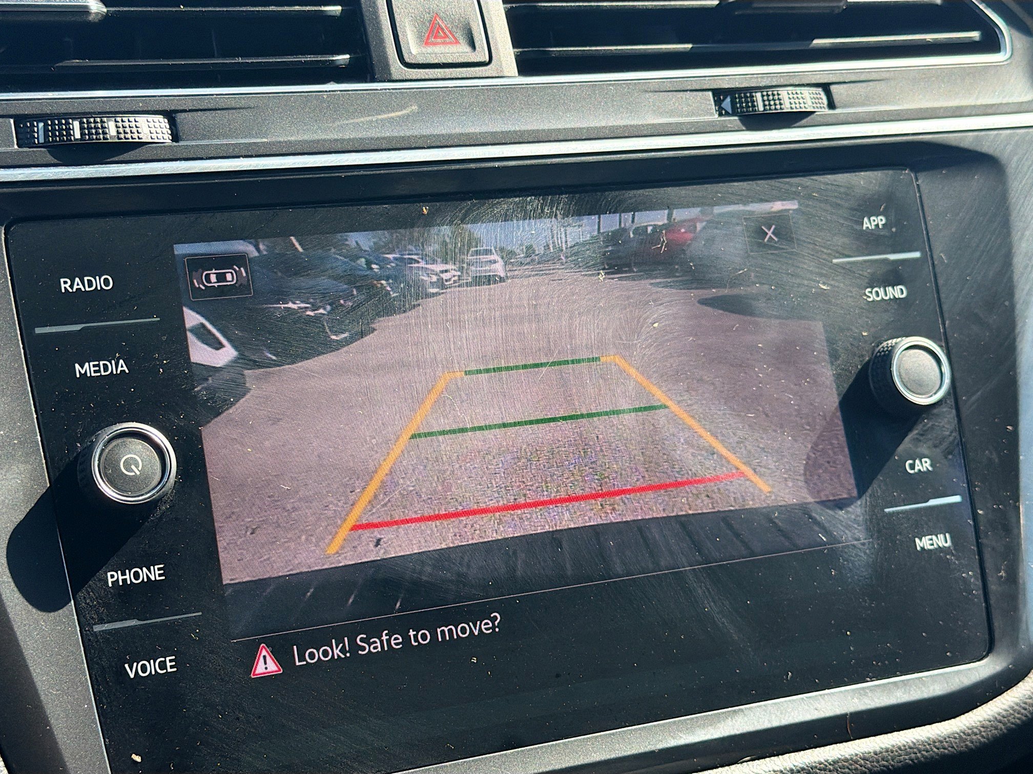 Used 2023 Volkswagen Tiguan SE R-Line image 30