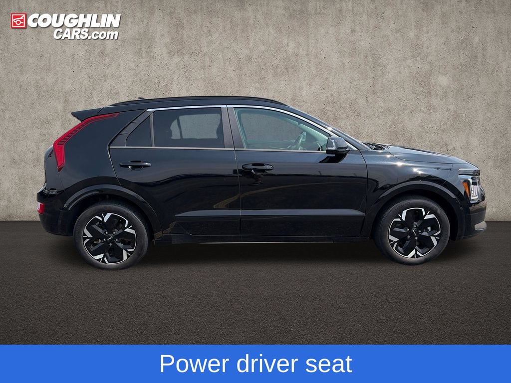 Used 2024 Kia Niro Wind FWD image 11