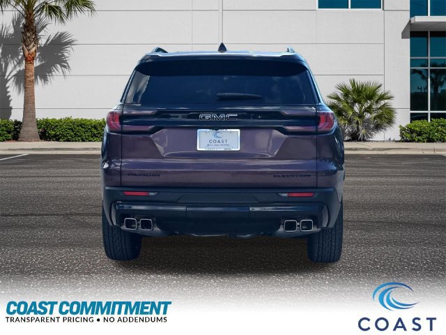 Used 2025 GMC Acadia Elevation w/ Elevation Premium Package FWD image 7