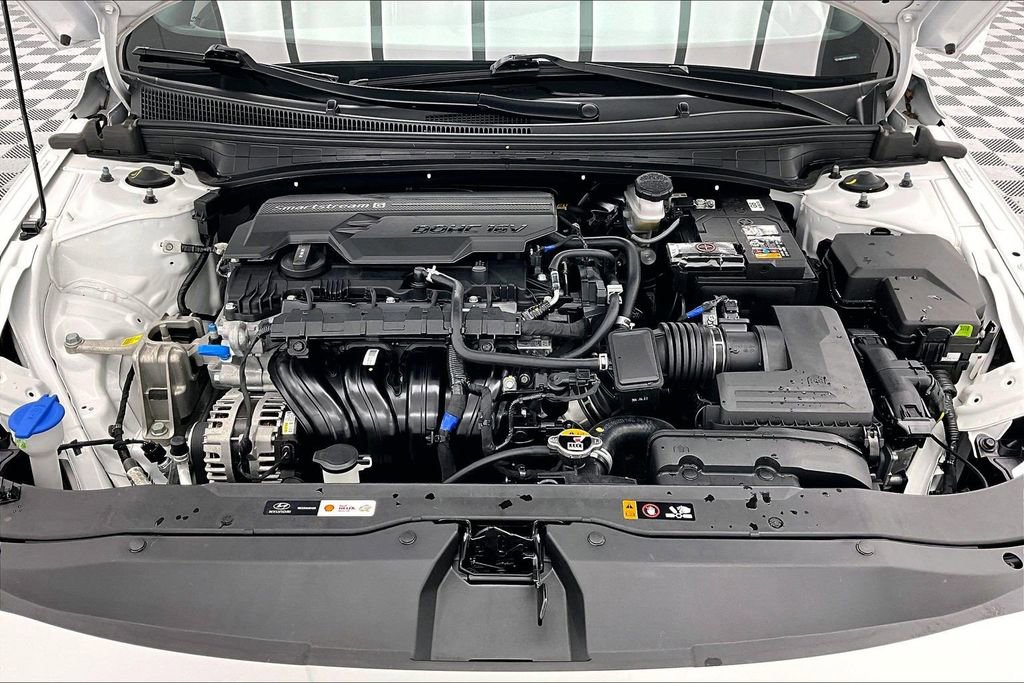 Used 2025 Hyundai Elantra Sport FWD image 10