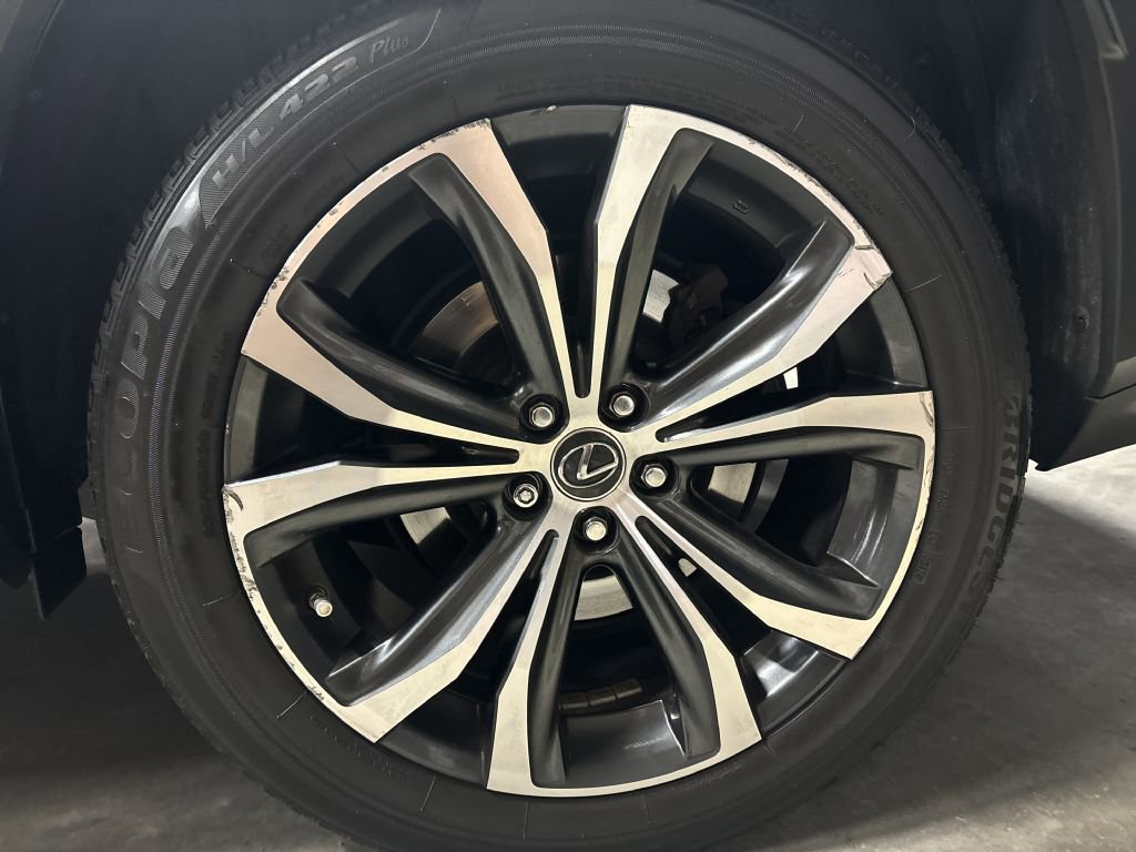 Used 2022 Lexus RX 350L FWD w/ Premium Package image 39