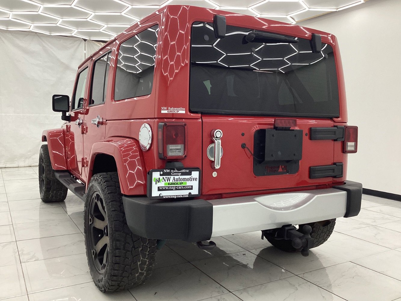 Used 2011 Jeep Wrangler Unlimited Sahara image 8