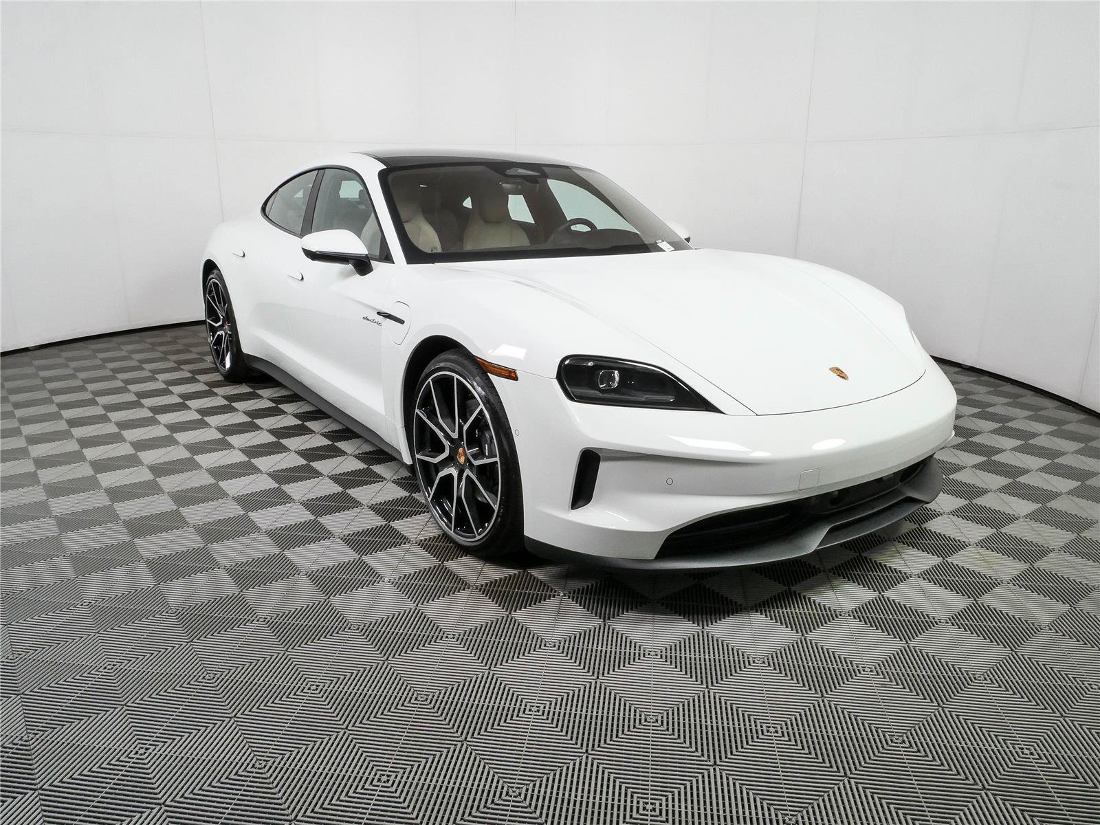 New 2026 Porsche Taycan AWD/4WD image 28