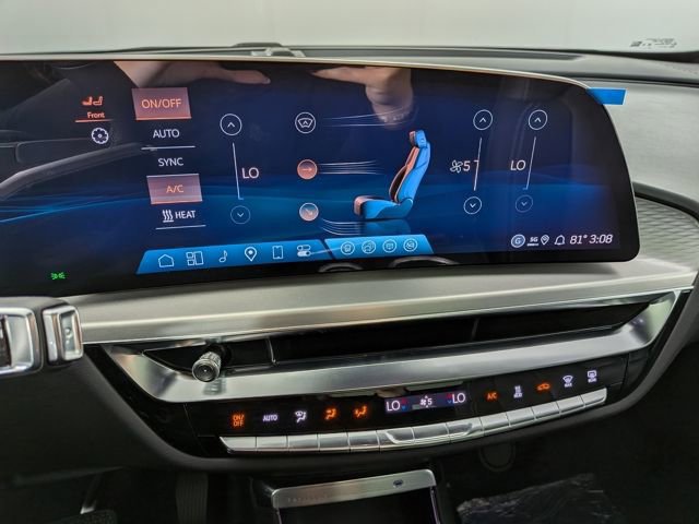 New 2026 Cadillac Lyriq Luxury image 22