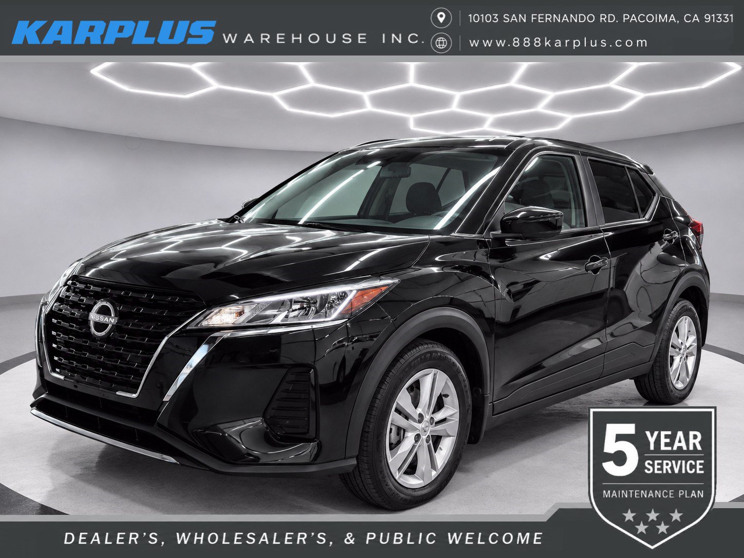 Used 2024 Nissan Kicks S FWD image 1